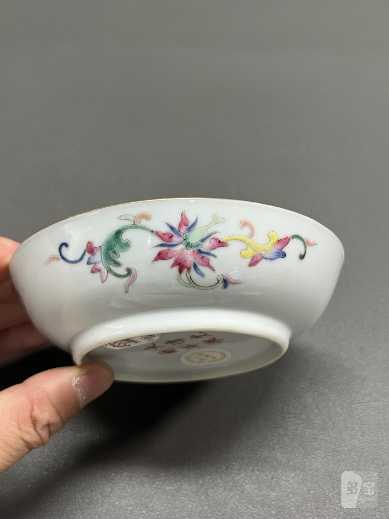清光绪  松石绿地粉彩花鸟纹盘（一对） - 图9